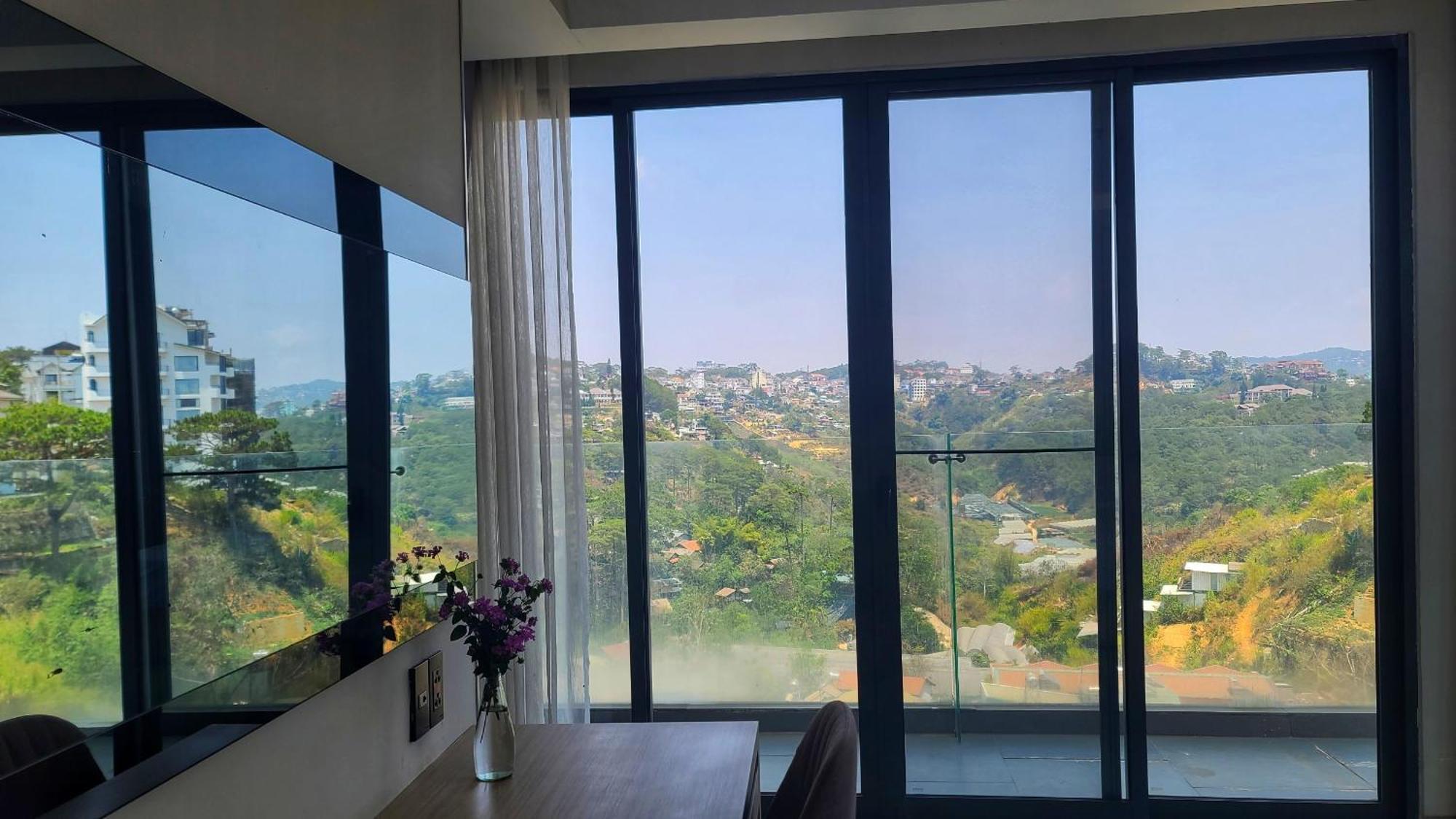 מלון The Luxe דה לאט מראה חיצוני תמונה